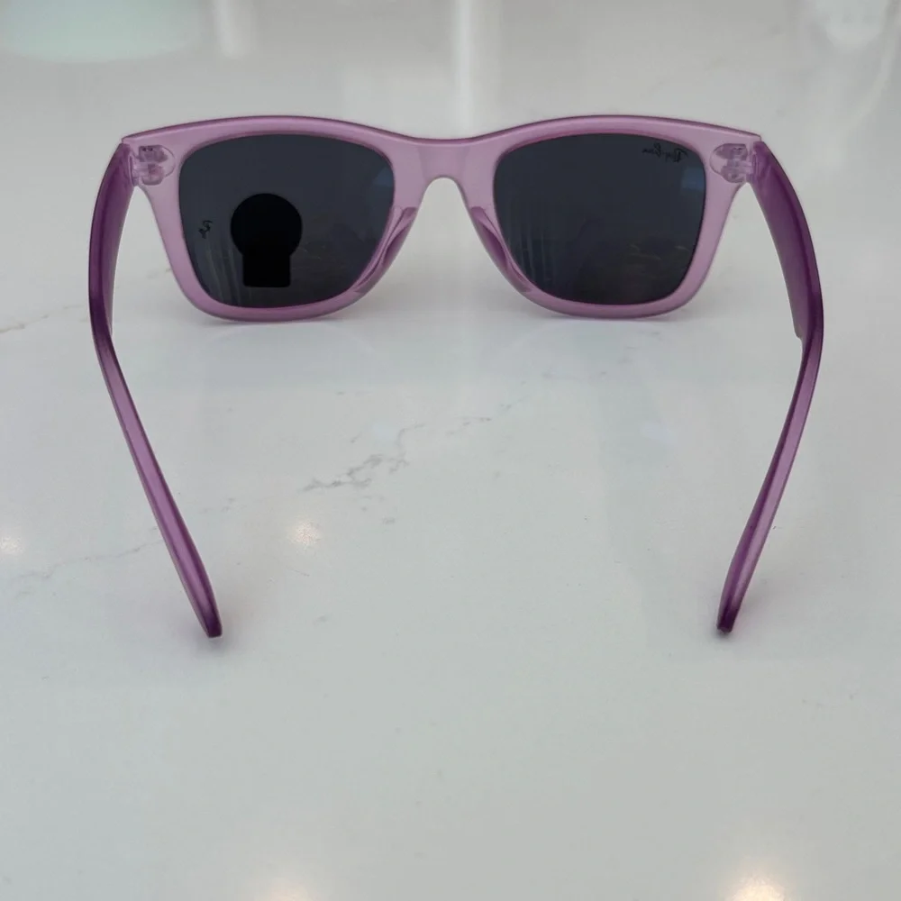 Ray‑Ban Purple Original Wayfarer Sunglasses with Case NWT - Picture 6 of 14